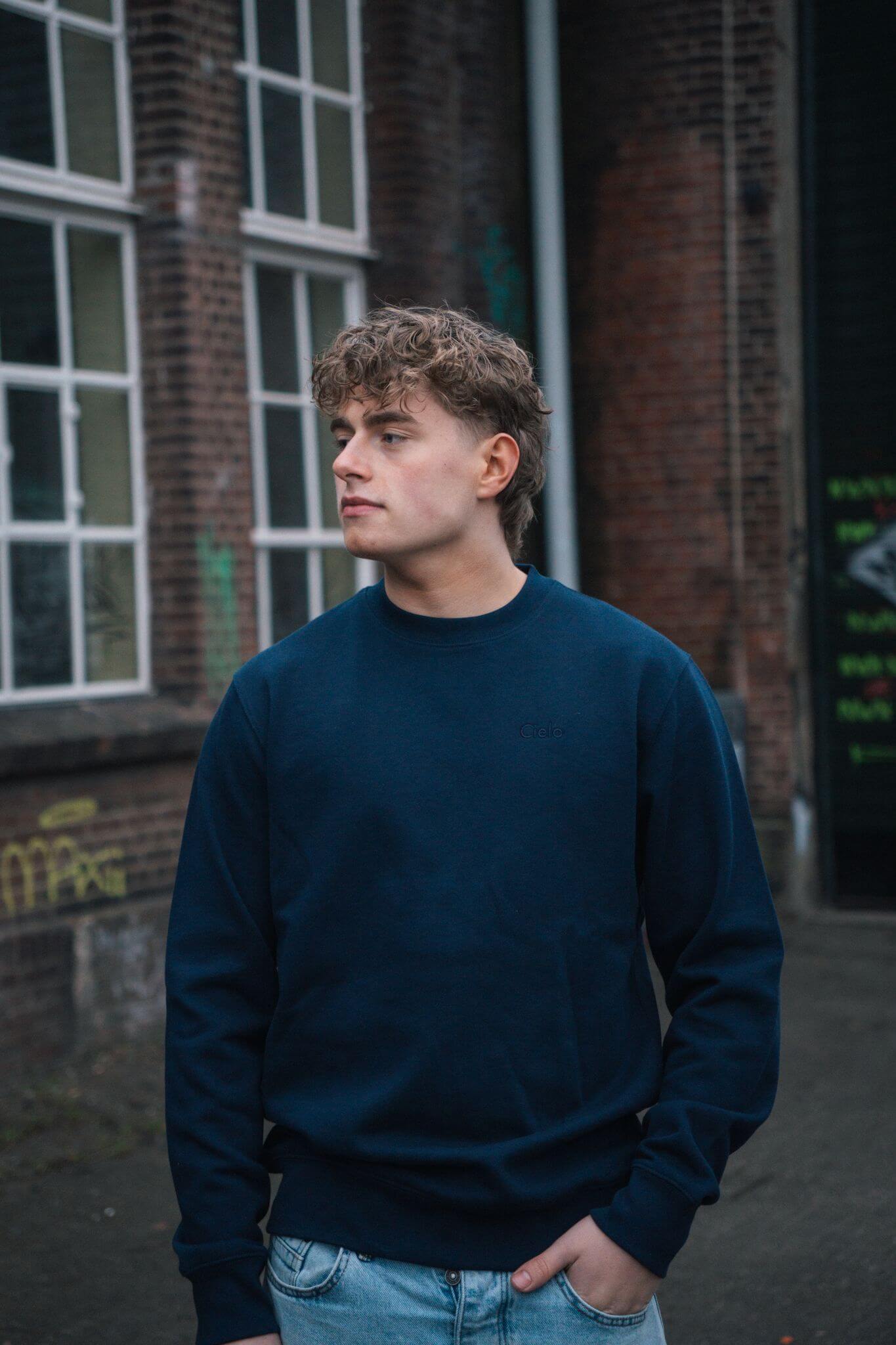 Classic Crewneck Navy