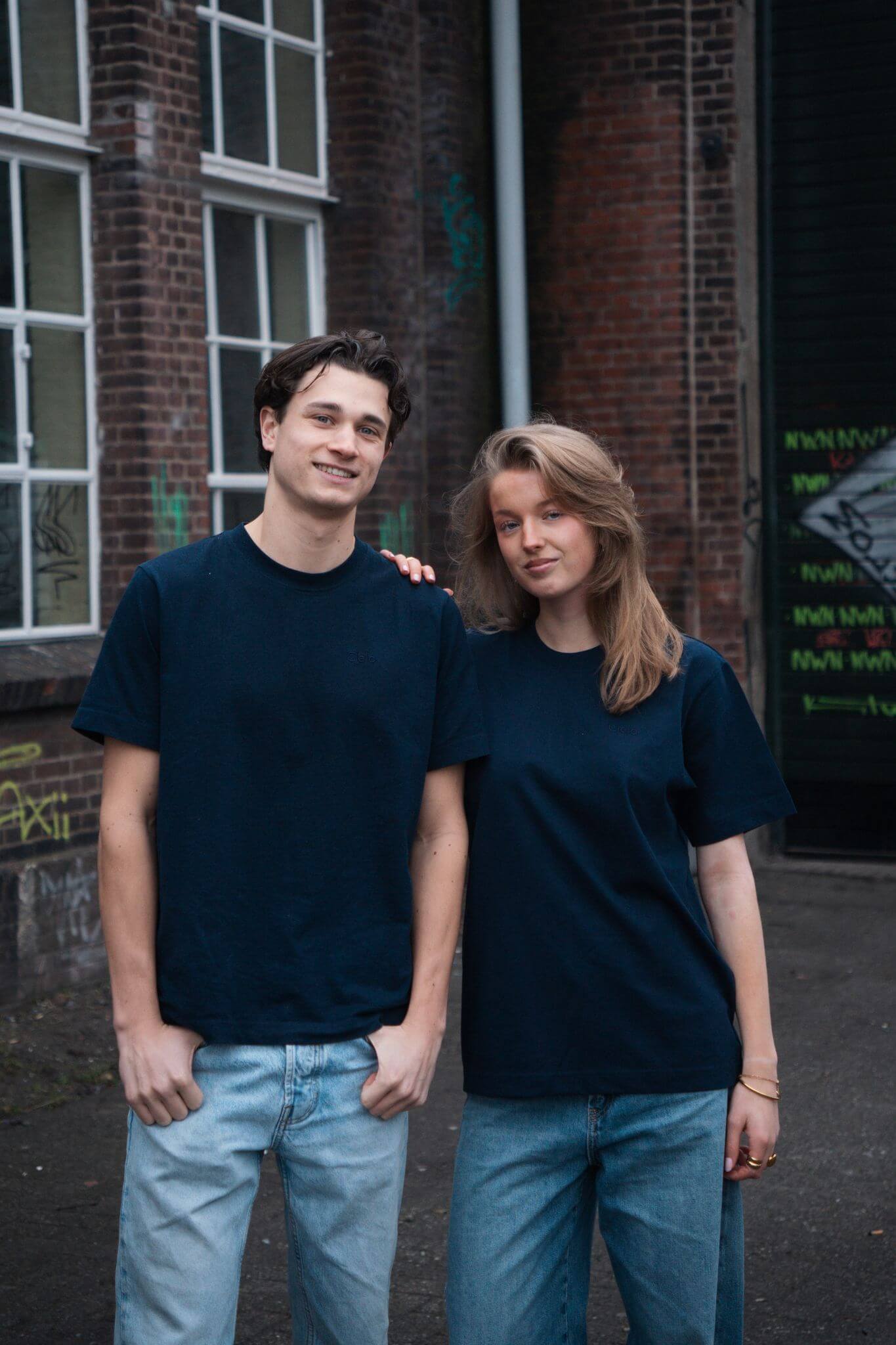 Essential T-Shirt Navy