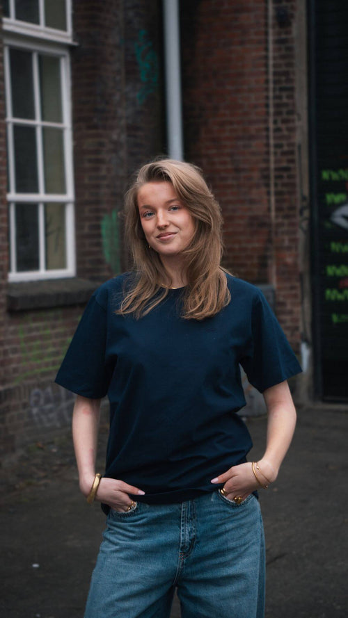 Essential T-Shirt Navy