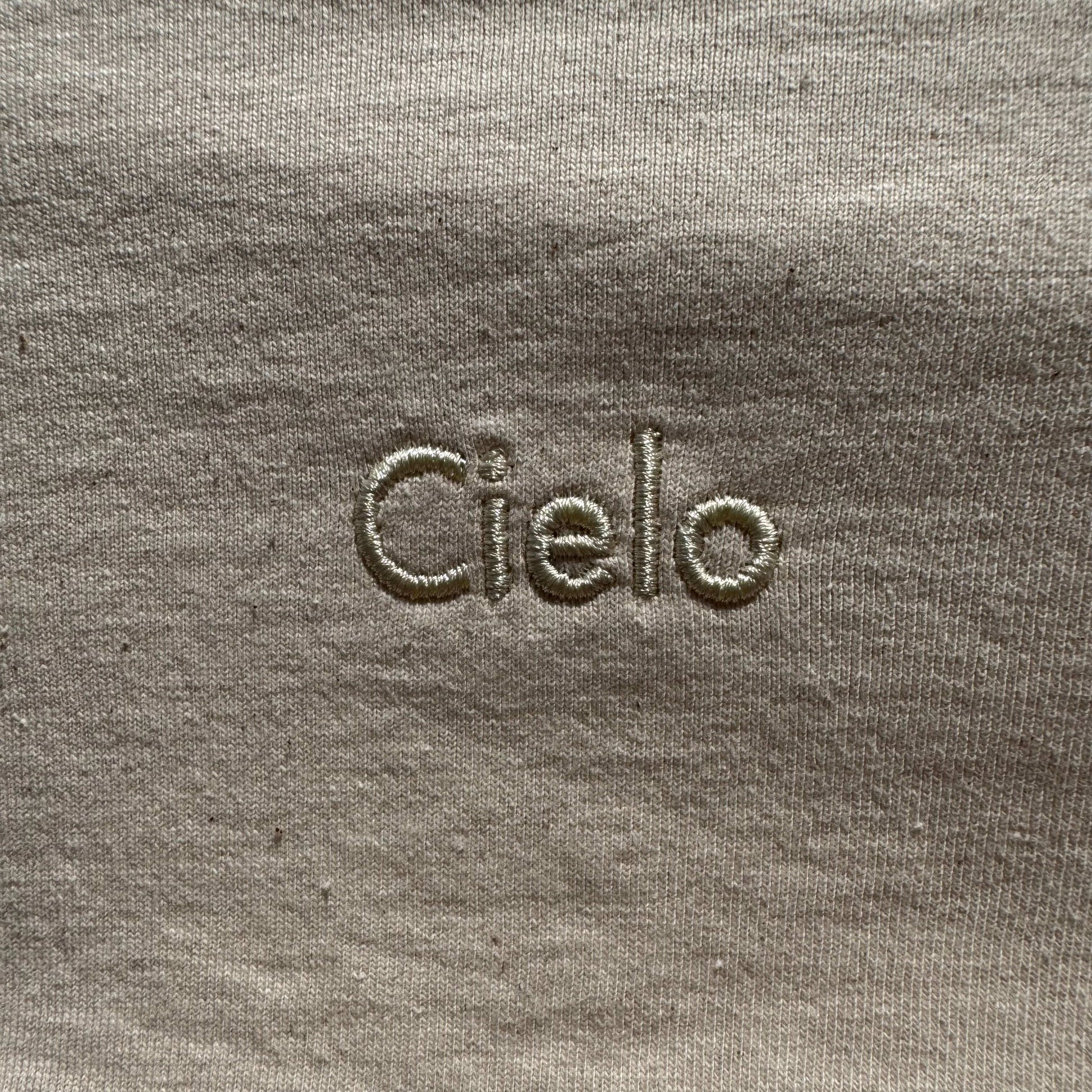 Signature Hoodie Ecru